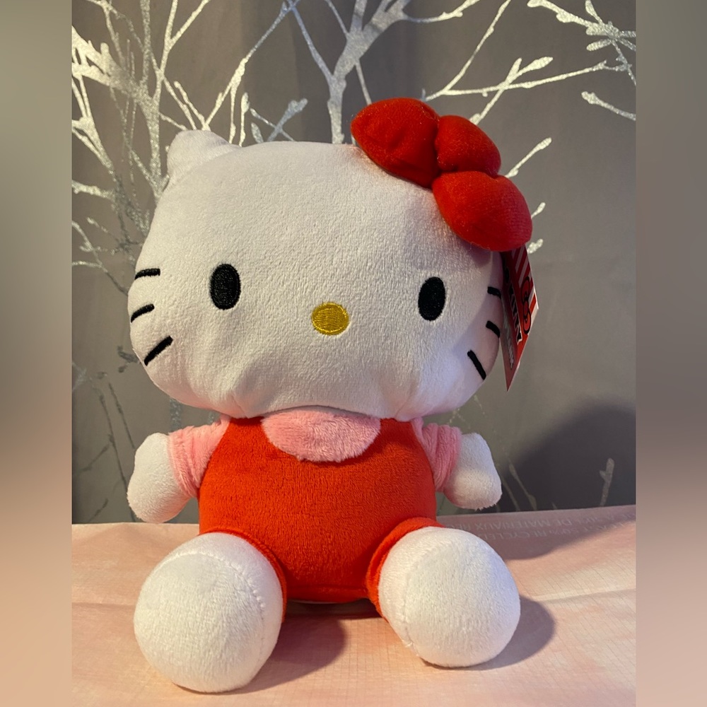 BNWT Hello Kitty Coin Bank Plush